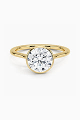 Round Bezel Setting Moissanite Ring