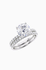 Round Cut Moissanite Ring