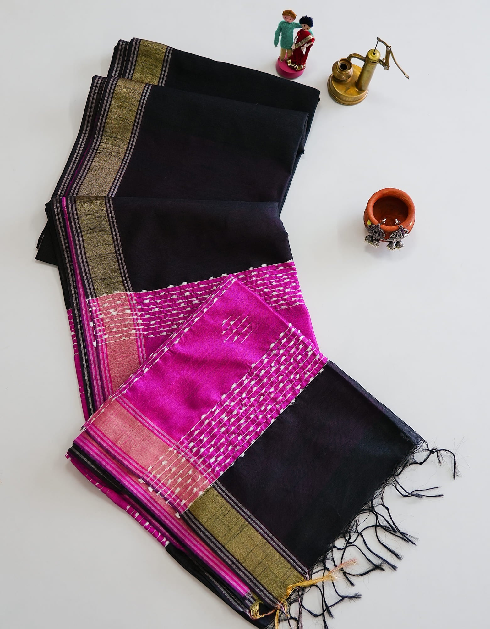 Black Colour Jute Sarees