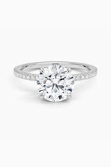 Round Cut Moissanite Diamond Ring