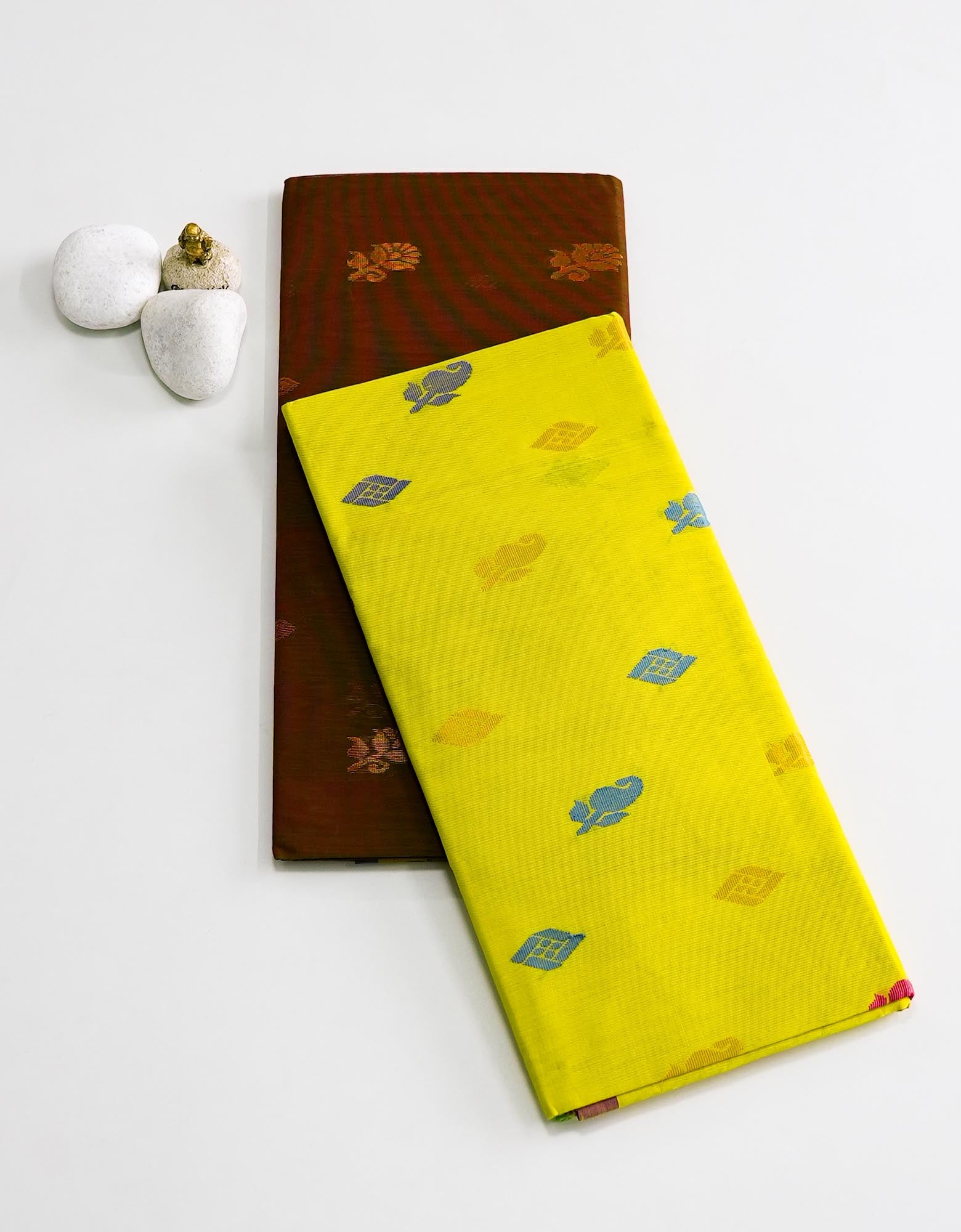 Venkatagiri Cotton Sarees with two different colors dirt brown and Chartreuse Yellow