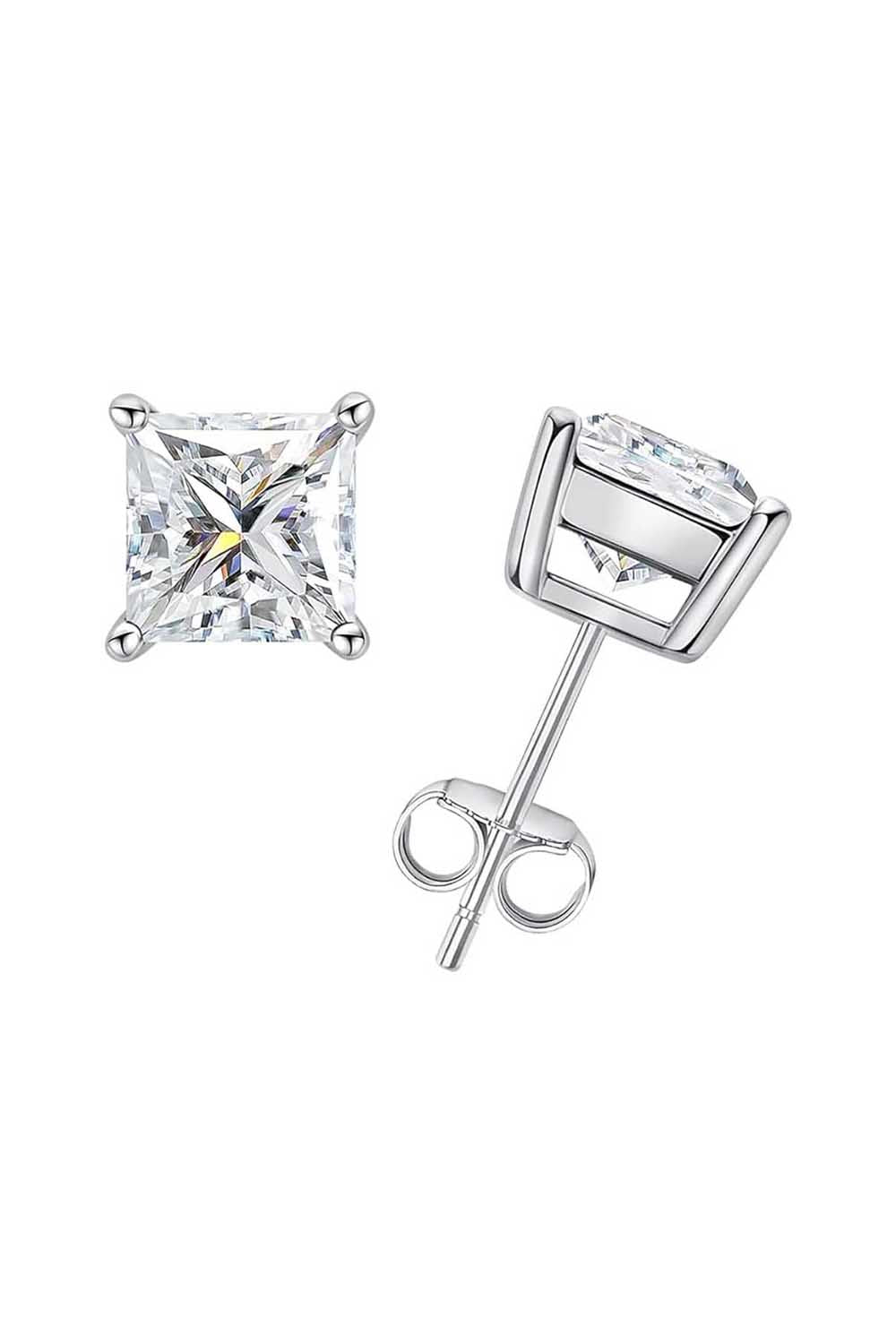 Round Cut Moissanite Solitaire Stud