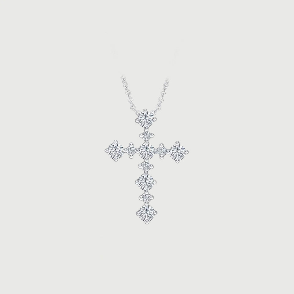 Stylish Cross Pendant Necklace