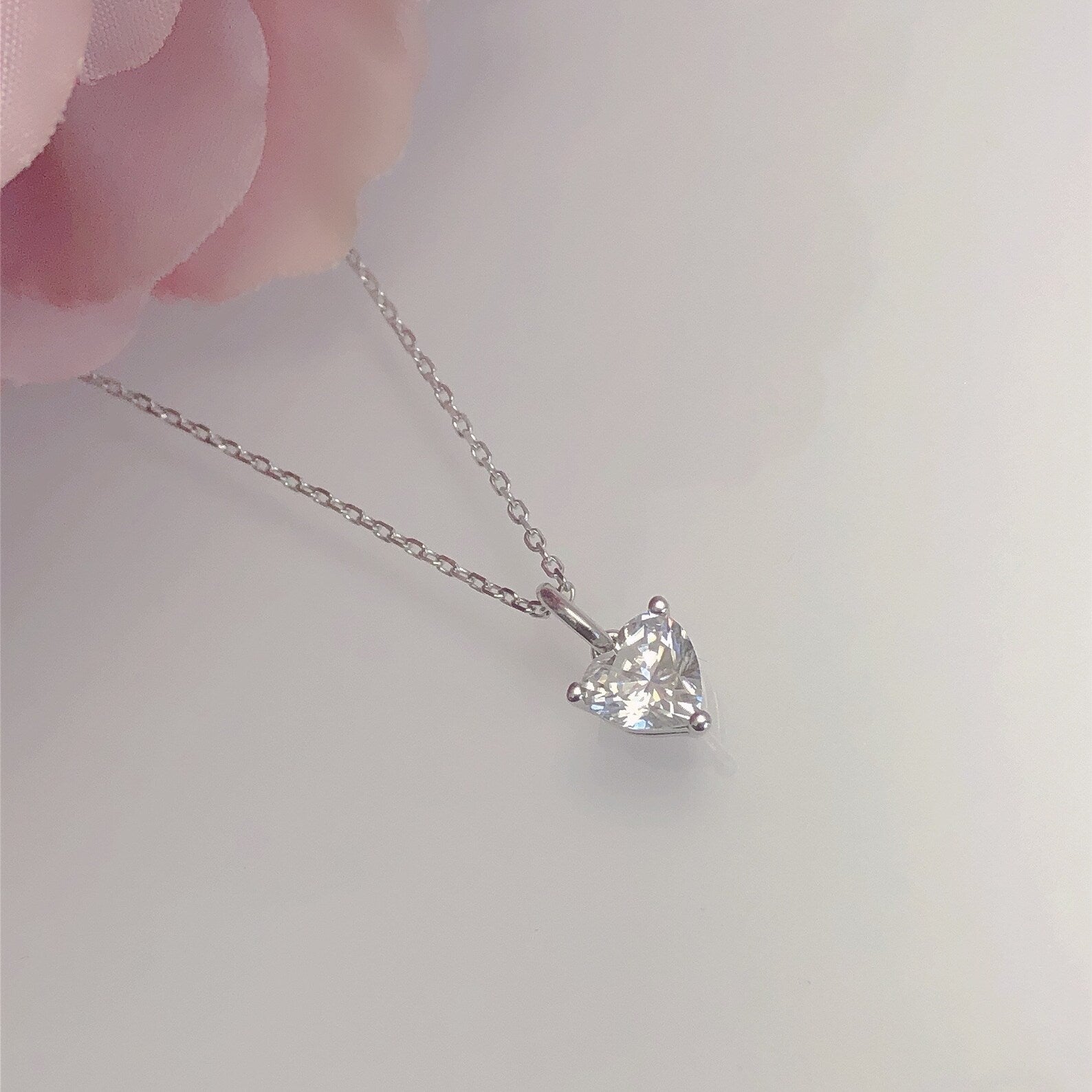 Heart Stone Shape Pendant Necklace