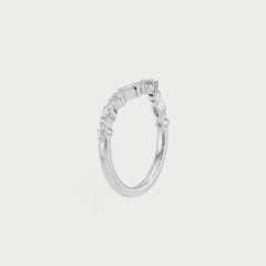 Round Shape Moissanite Curved Ring